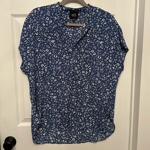 W5 lightweight top. Medium